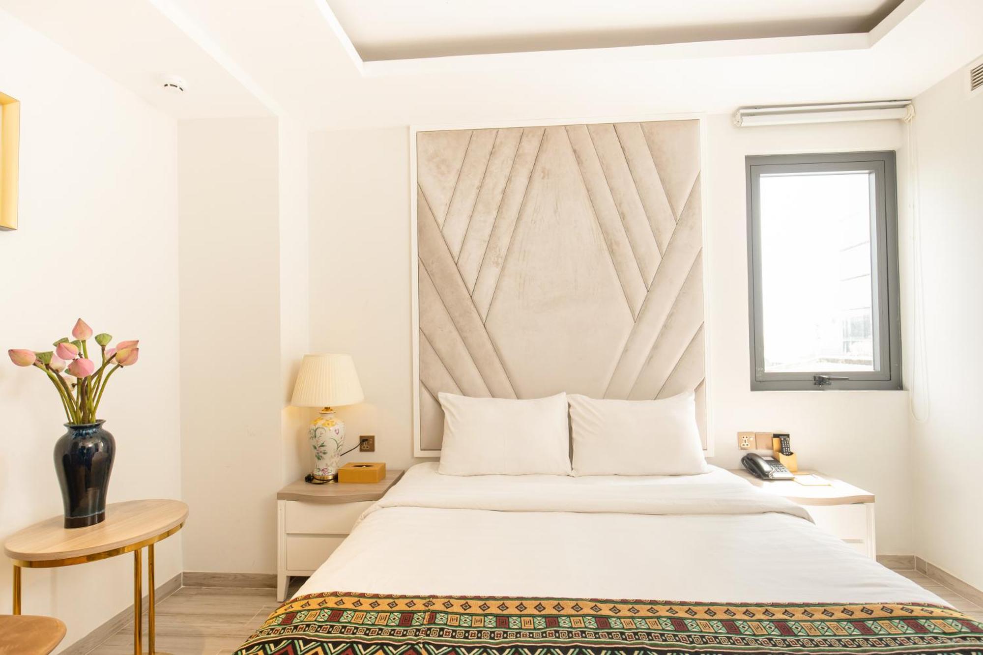 8B Hotel & Spa Ho Chi Minh City Exterior photo